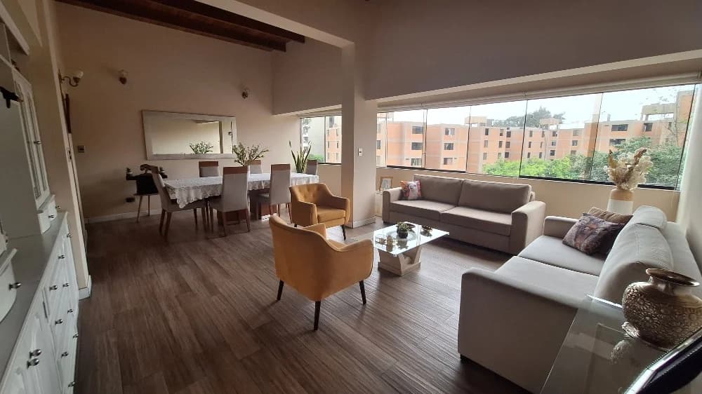 DUPLEX PENT HOUSE - 4 DORMITORIOS - AMPLIA TERRAZA - 2 COCHERAS PARALELAS - BUENA UBICACIÓN