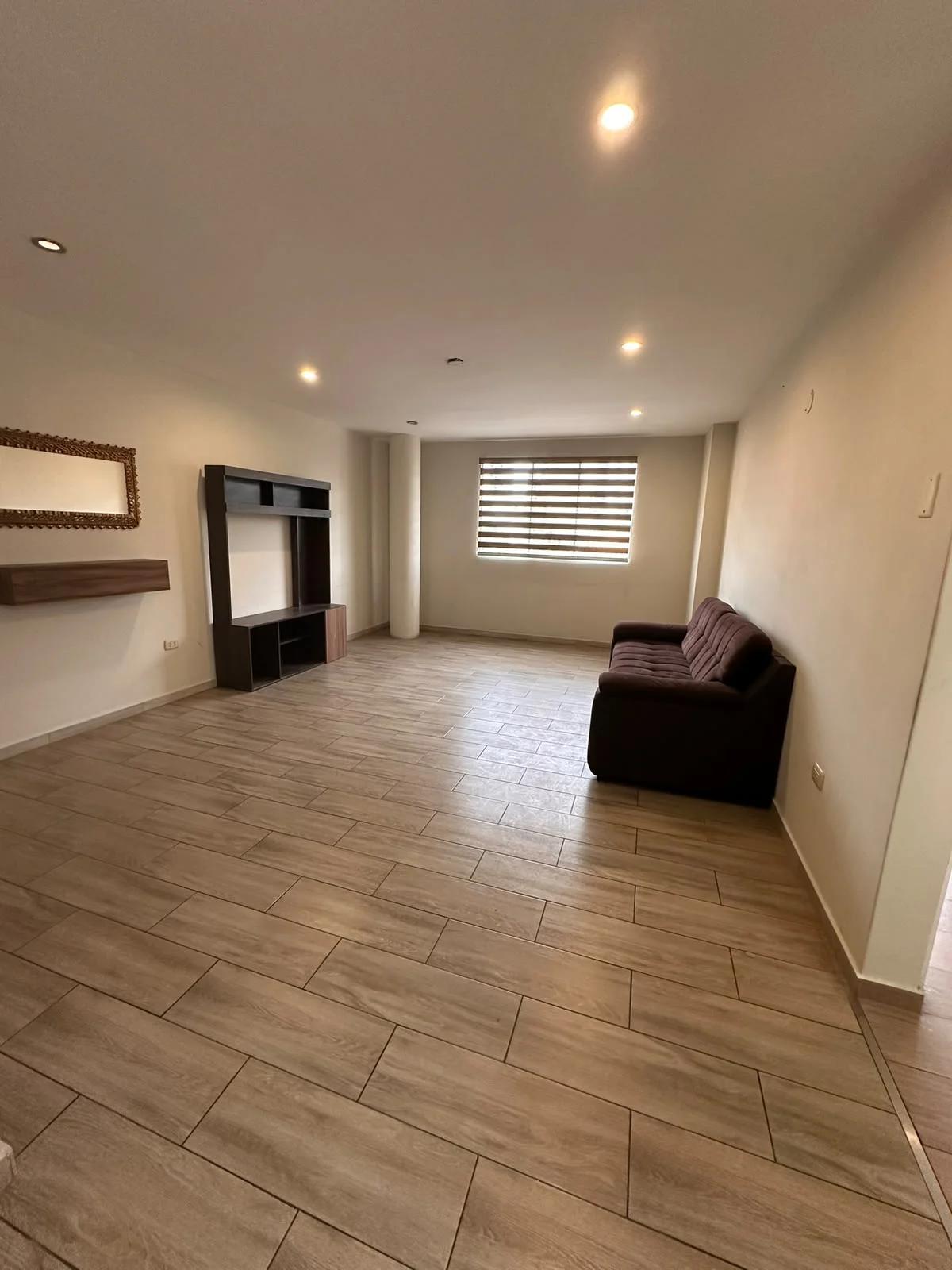 VENDO DEPARTAMENTO 100 M2