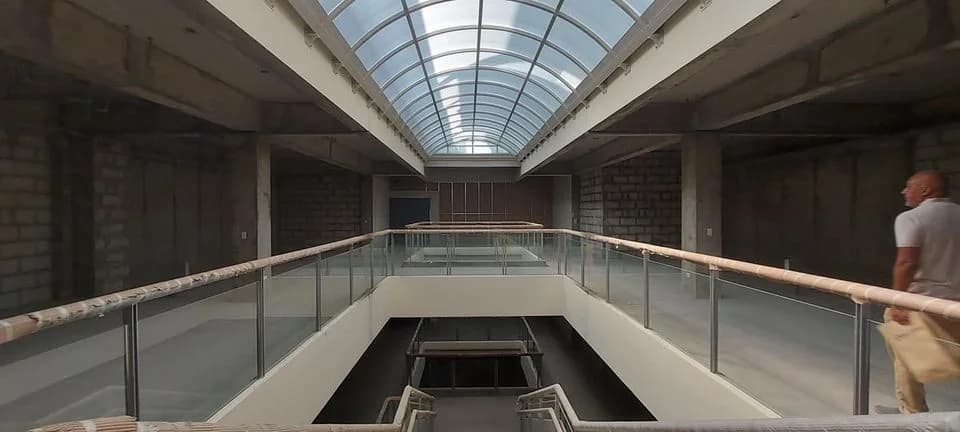 SE VENDE LOCAL COMERCIAL EN CHORRILLOS CC GALAXY PLAZA