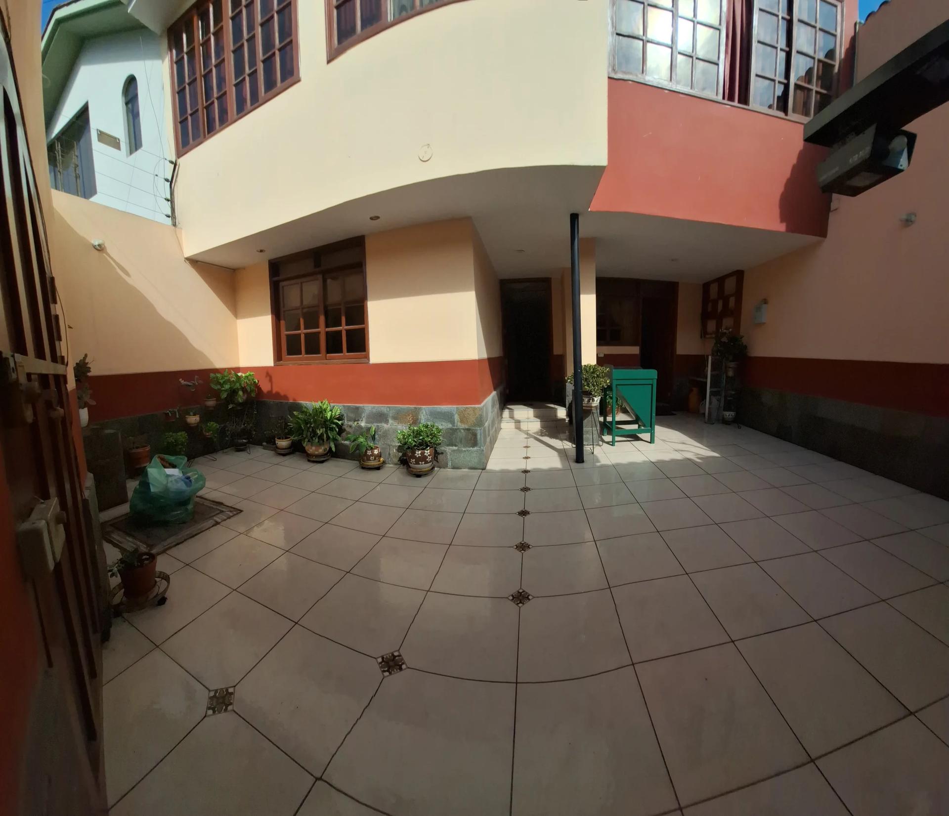 SE VENDE CASA EN LA MOLINA URB. LOMAS DE LA MOLINA VIEJA